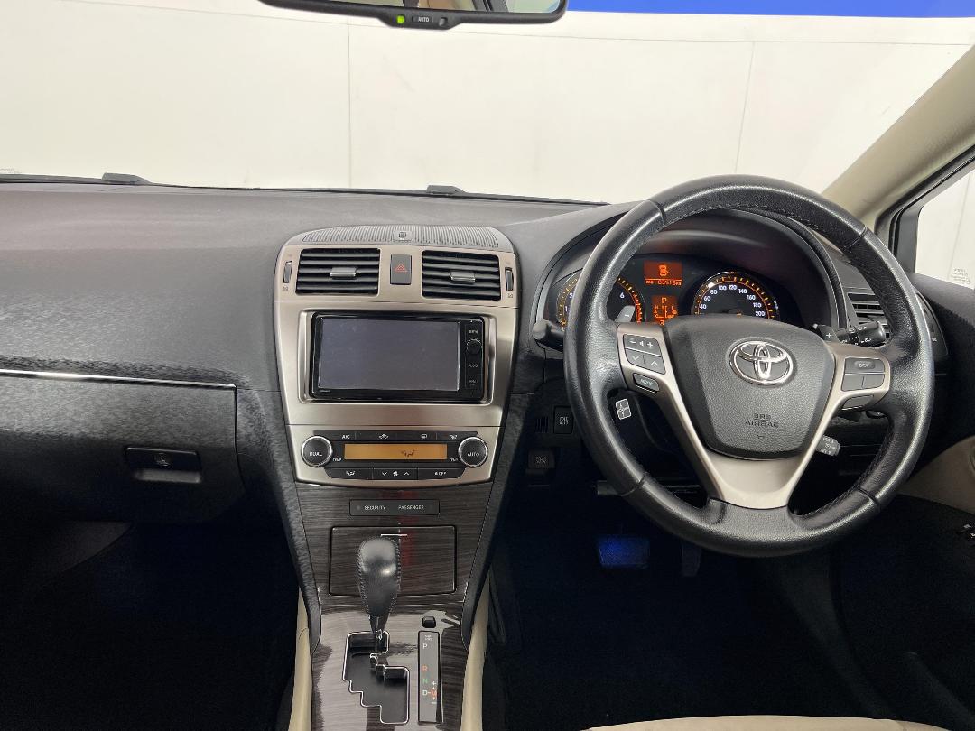 Photo '17' of Toyota Avensis Photo '17' of Toyota Avensis