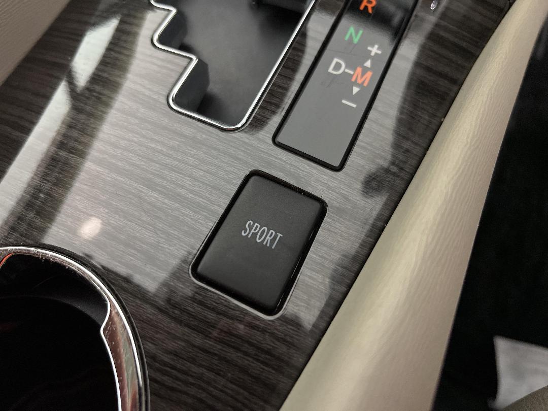 Photo '24' of Toyota Avensis Photo '24' of Toyota Avensis