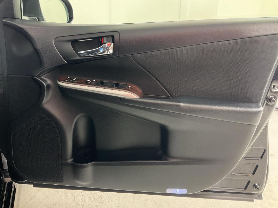 Photo '15' of Toyota Camry