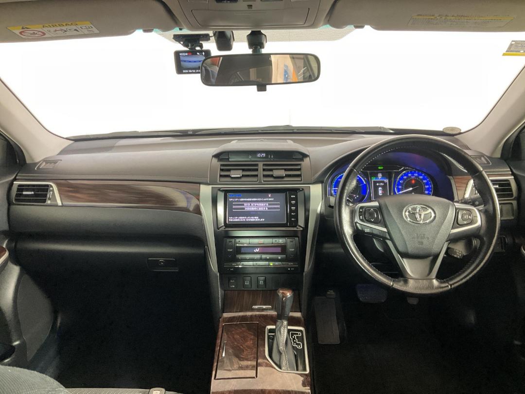 Photo '17' of Toyota Camry