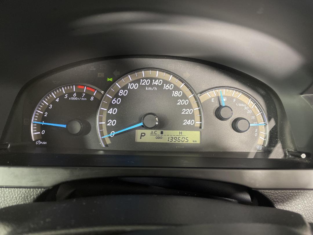 Photo '21' of Toyota Camry