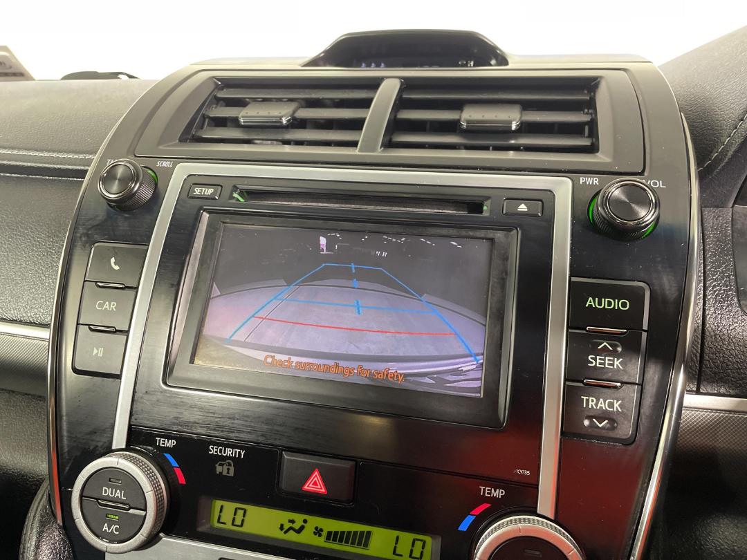 Photo '27' of Toyota Camry