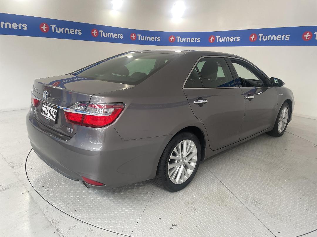 Photo '7' of Toyota Camry Photo '7' of Toyota Camry