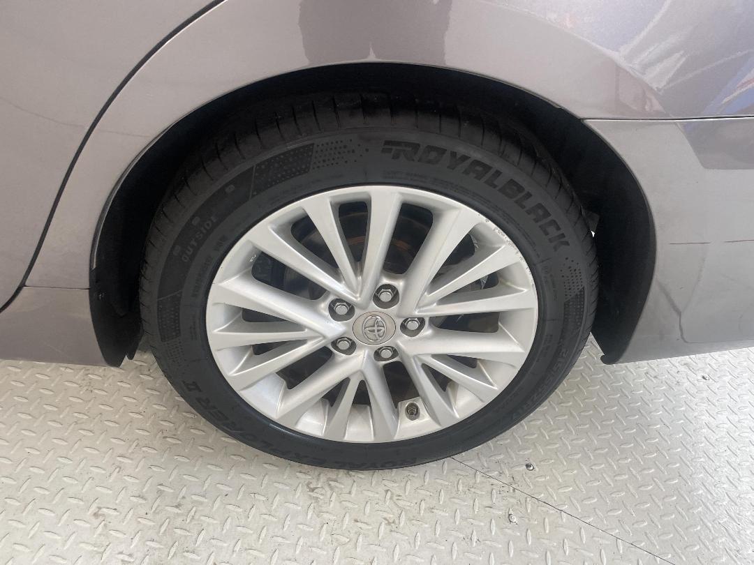 Photo '11' of Toyota Camry Photo '11' of Toyota Camry