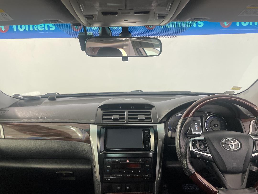 Photo '17' of Toyota Camry Photo '17' of Toyota Camry