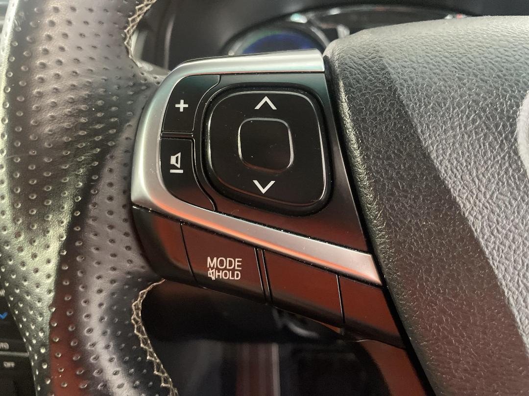 Photo '27' of Toyota Camry Photo '27' of Toyota Camry