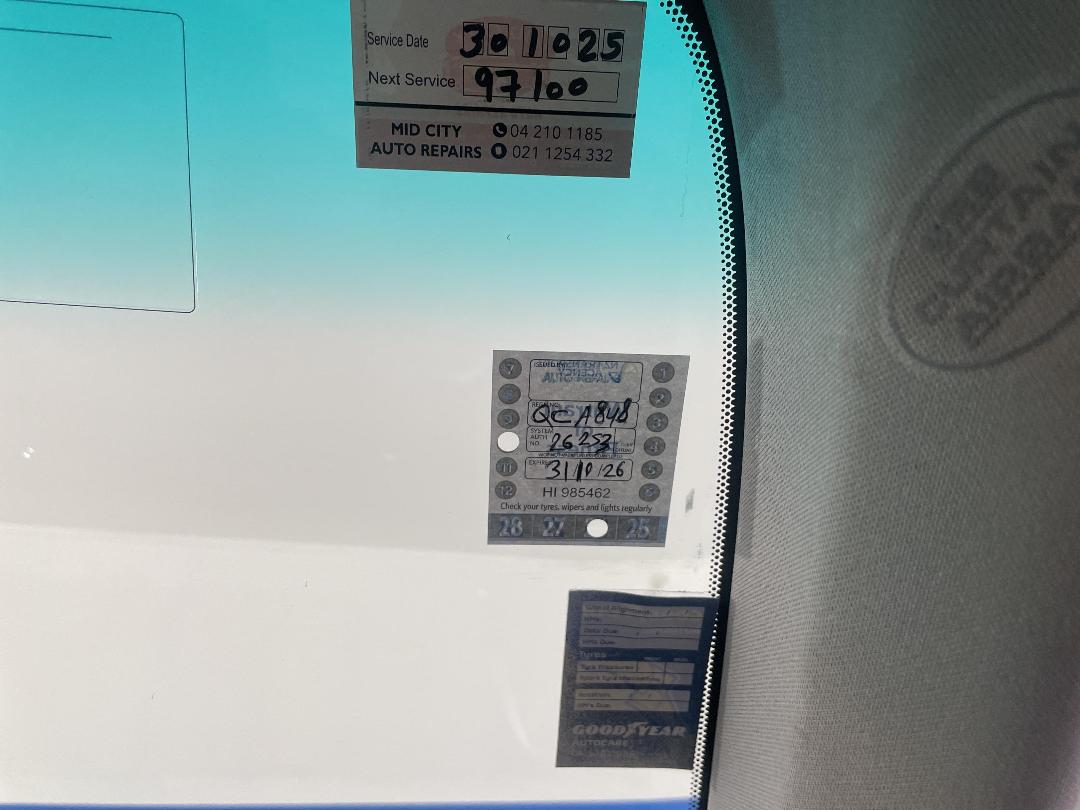 Photo '34' of Toyota Camry Photo '34' of Toyota Camry