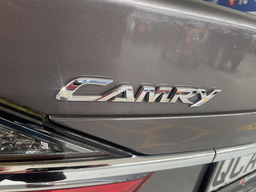 Photo '37' of Toyota Camry Photo '37' of Toyota Camry