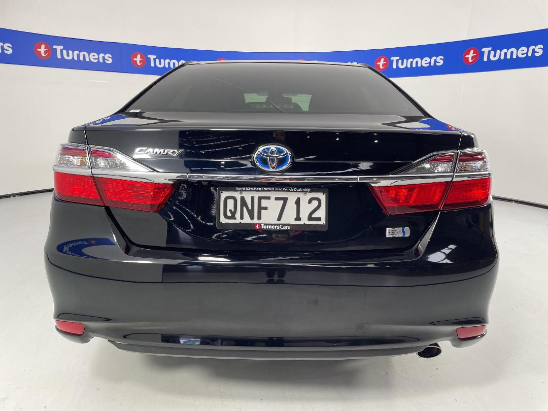 Photo '6' of Toyota Camry