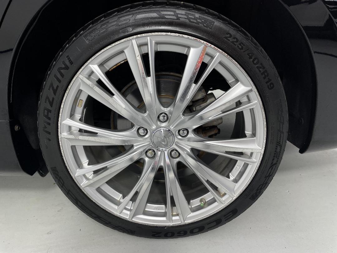 Photo '11' of Toyota Camry