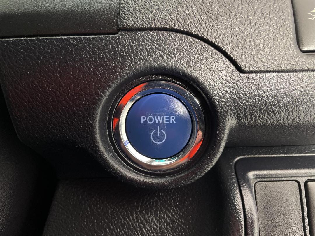 Photo '26' of Toyota Camry