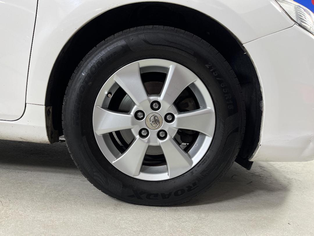 Photo '9' of Toyota Camry