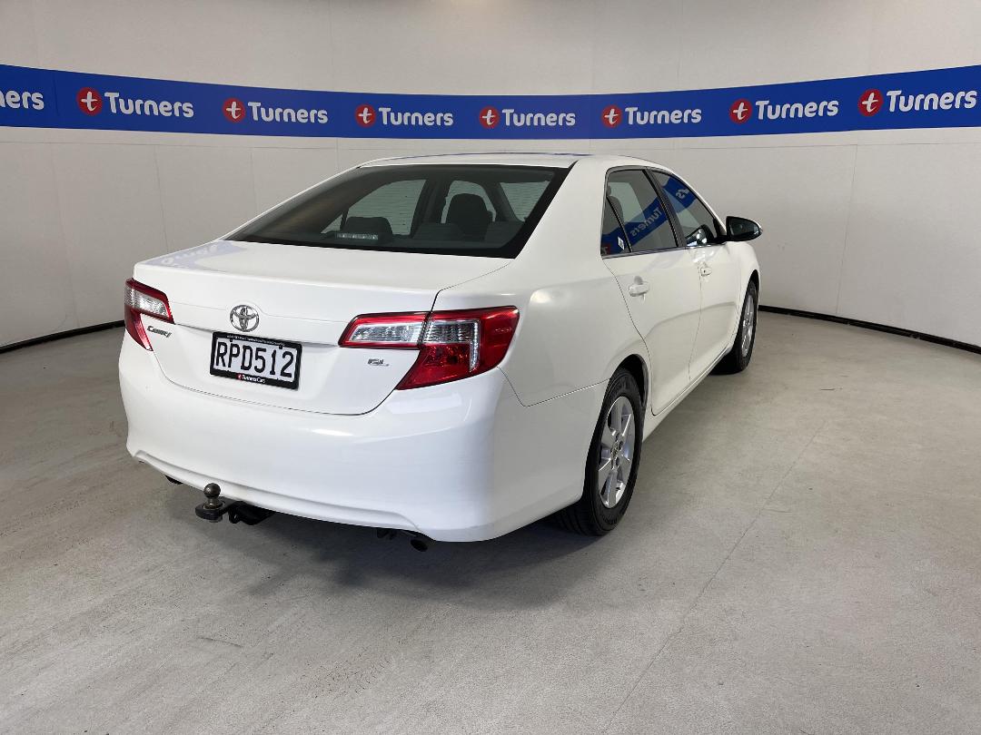 Photo '7' of Toyota Camry
