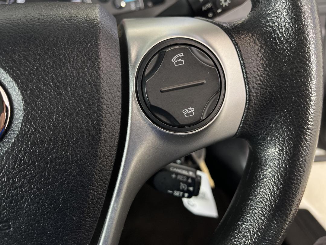 Photo '24' of Toyota Camry