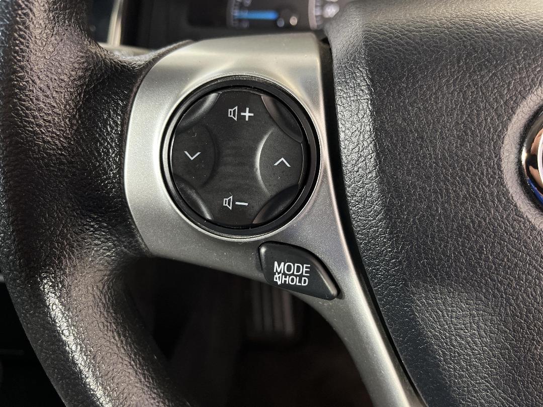 Photo '25' of Toyota Camry