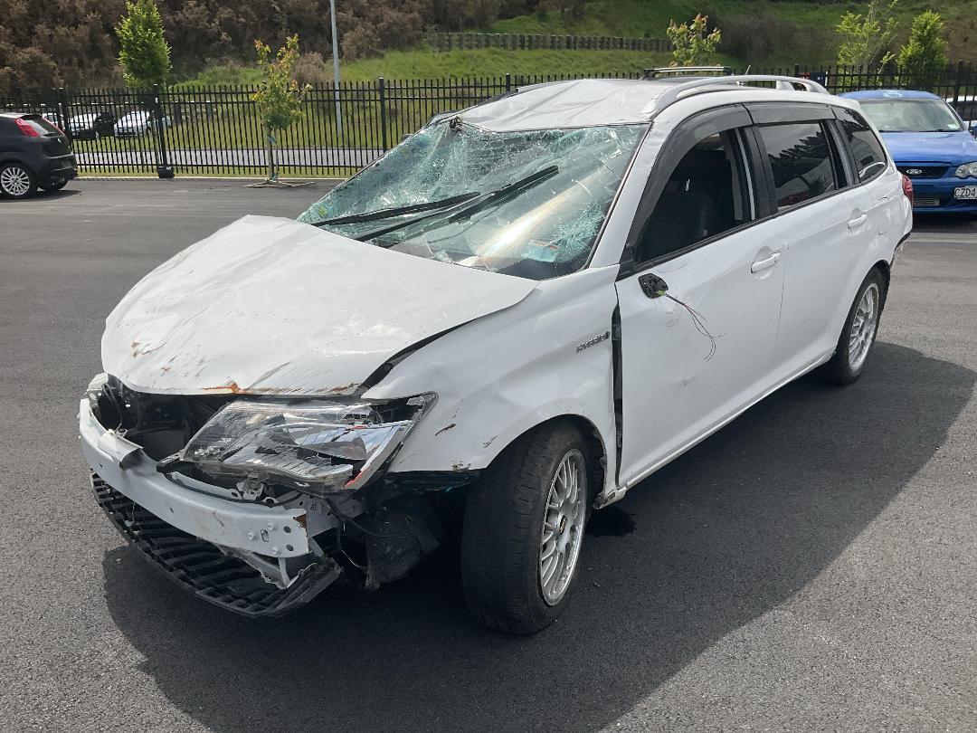 Photo '2' of Toyota Corolla Fielder Hybrid Photo '2' of Toyota Corolla Fielder Hybrid