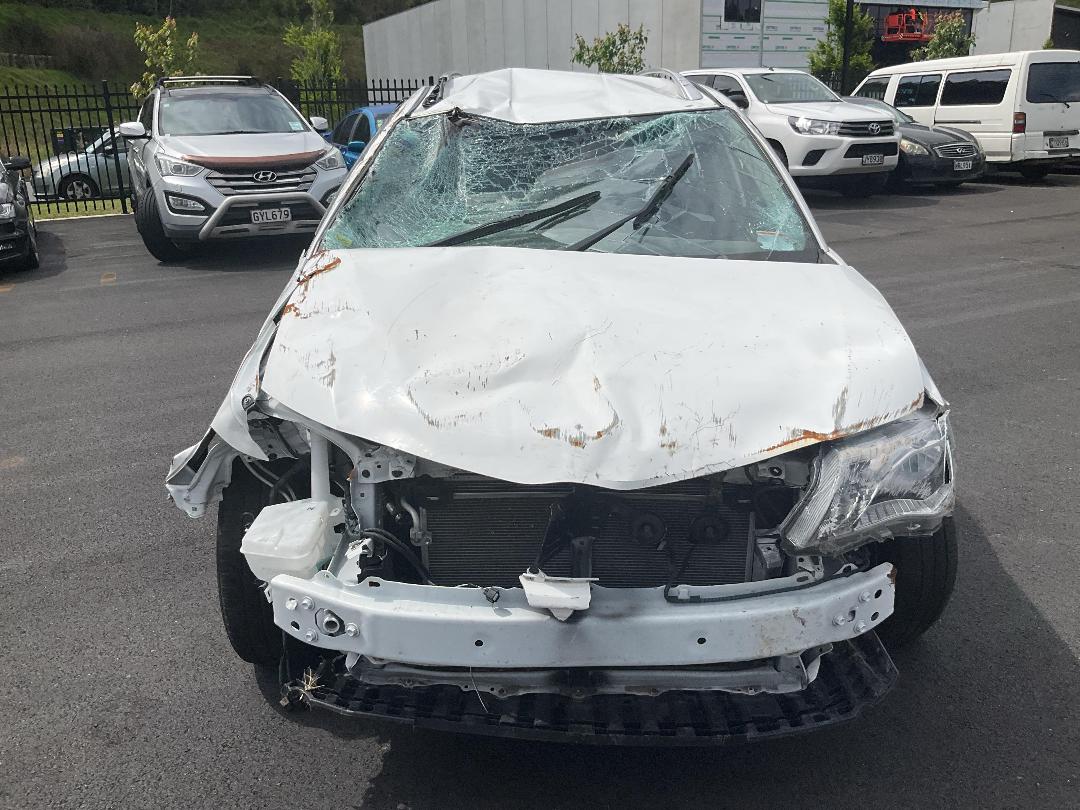 Photo '7' of Toyota Corolla Fielder Hybrid Photo '7' of Toyota Corolla Fielder Hybrid