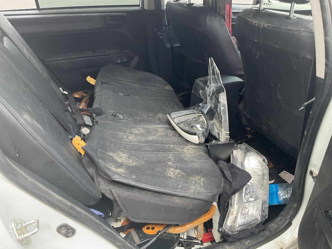 Photo '16' of Toyota Corolla Fielder Hybrid Photo '16' of Toyota Corolla Fielder Hybrid