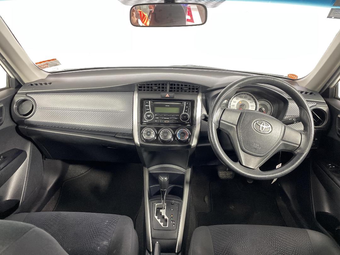 Photo '17' of Toyota Corolla