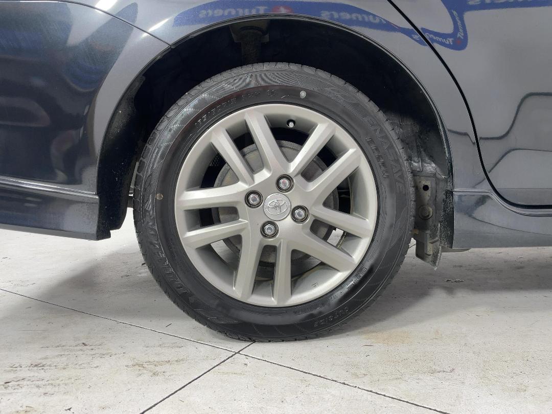 Photo '12' of Toyota Corolla