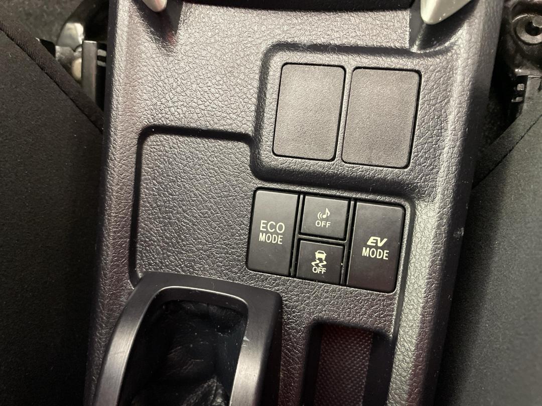 Photo '27' of Toyota Corolla Photo '27' of Toyota Corolla