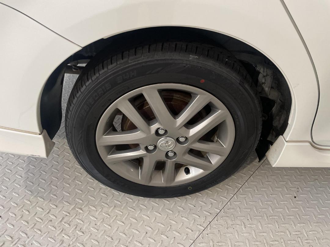 Photo '12' of Toyota Corolla Photo '12' of Toyota Corolla