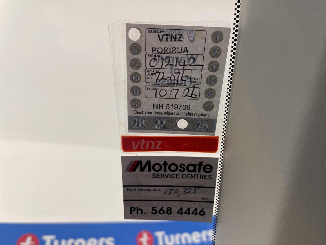 Photo '34' of Toyota Corolla Photo '34' of Toyota Corolla