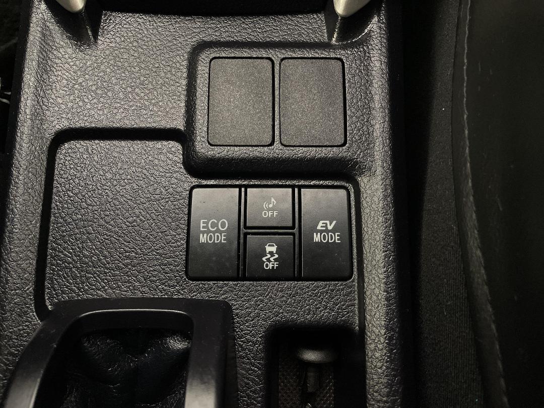 Photo '23' of Toyota Corolla