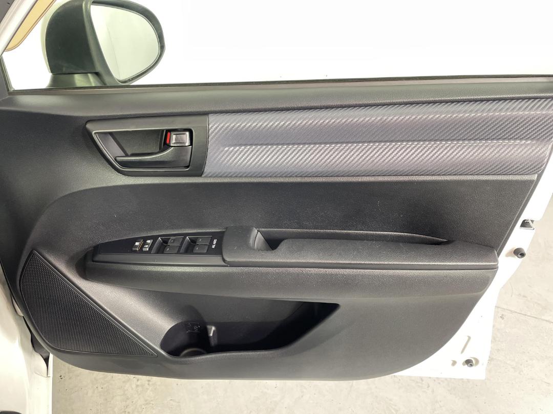 Photo '15' of Toyota Corolla