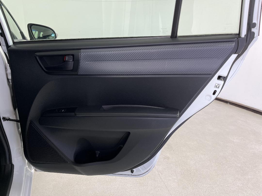 Photo '19' of Toyota Corolla