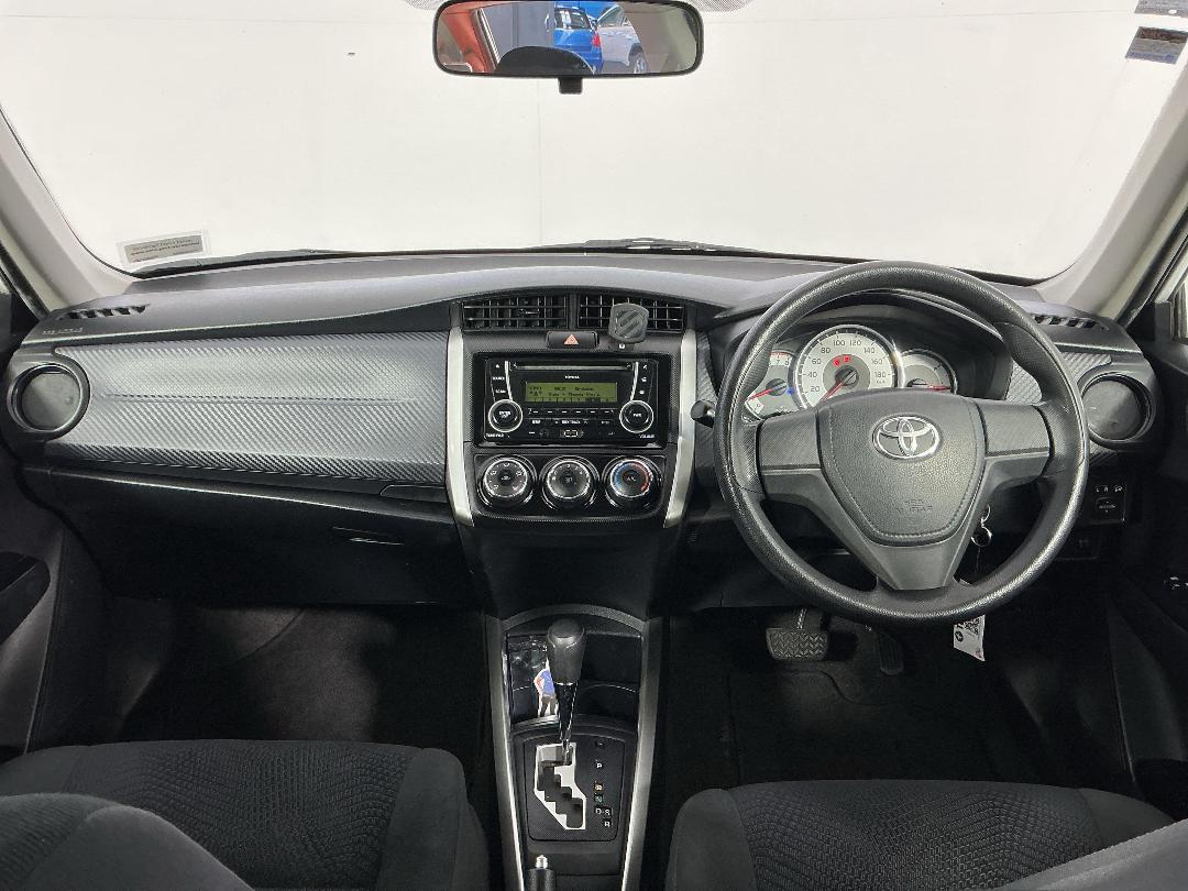 Photo '17' of Toyota Corolla Photo '17' of Toyota Corolla