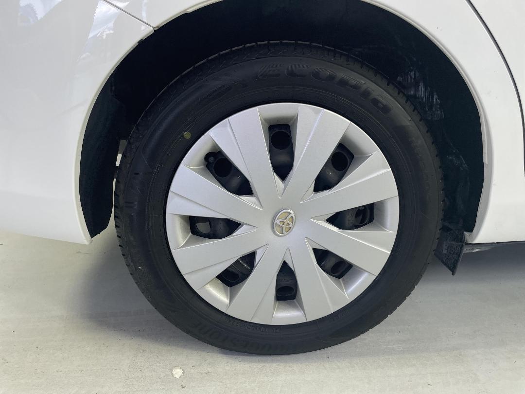 Photo '12' of Toyota Corolla