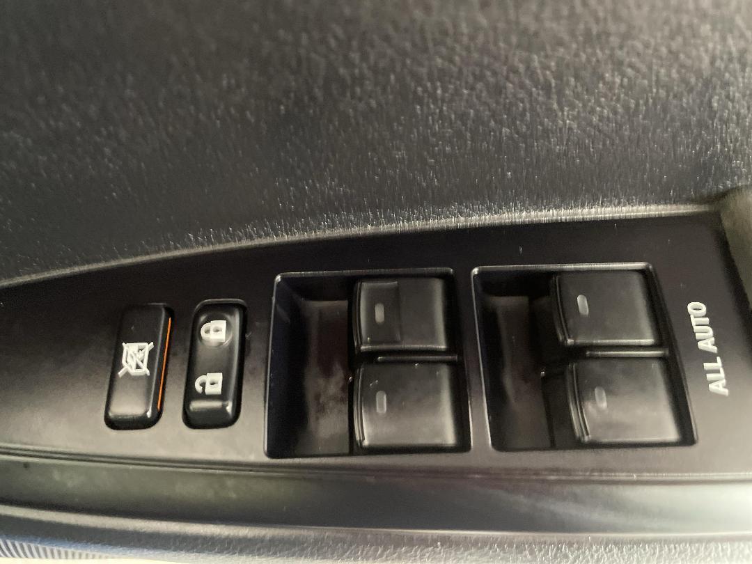 Photo '23' of Toyota Corolla