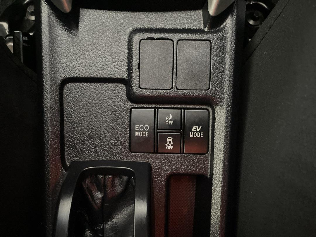 Photo '29' of Toyota Corolla