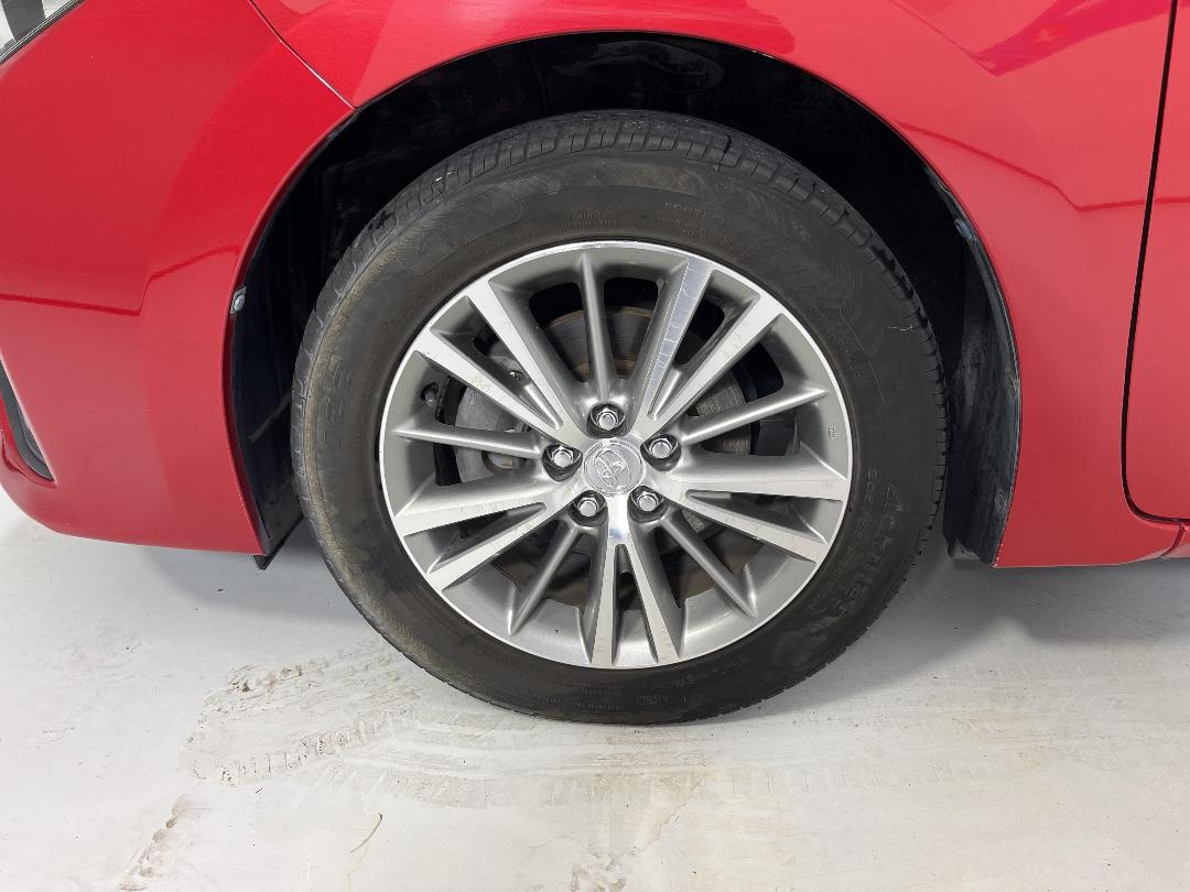 Photo '10' of Toyota Corolla