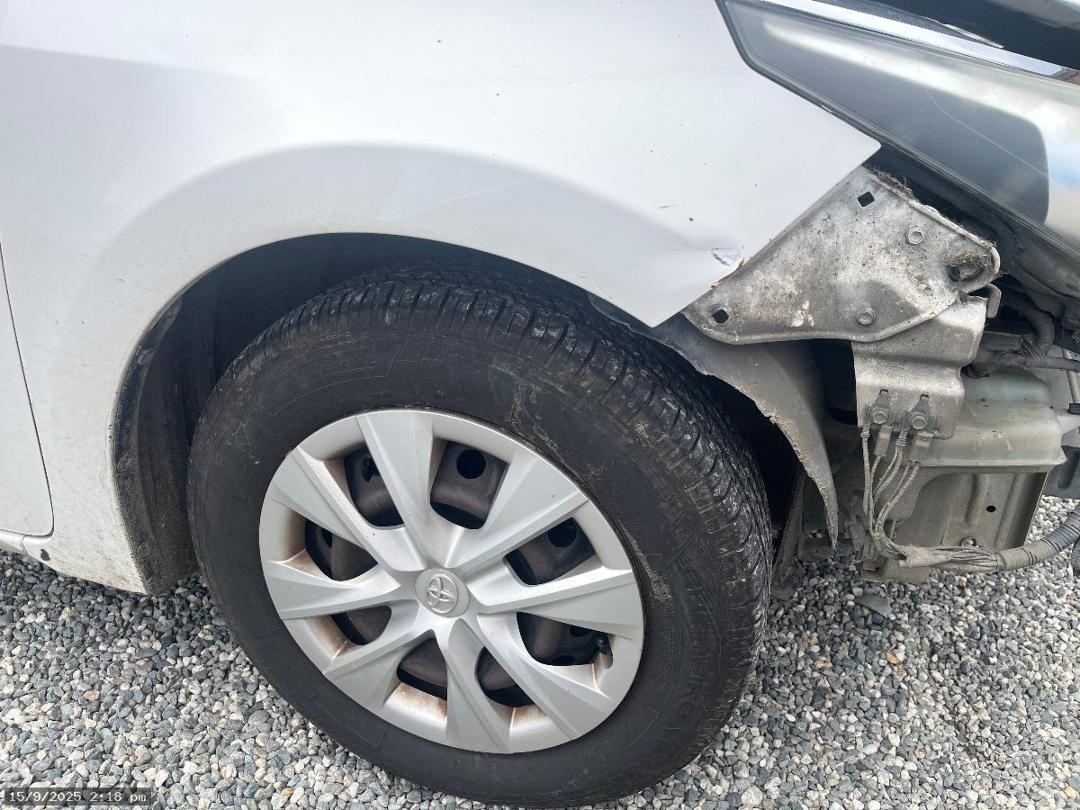 Photo '15' of Toyota Corolla GX Photo '15' of Toyota Corolla GX