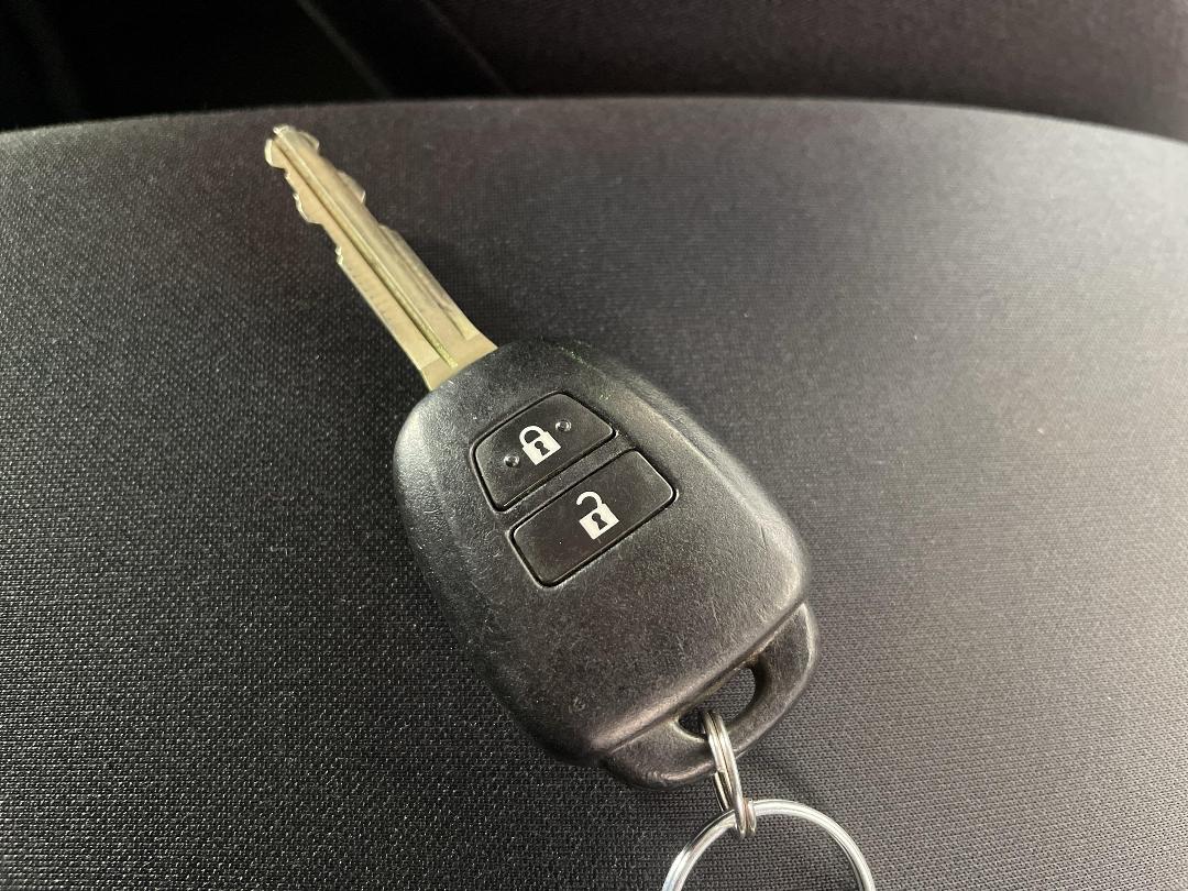 Photo '22' of Toyota Corolla