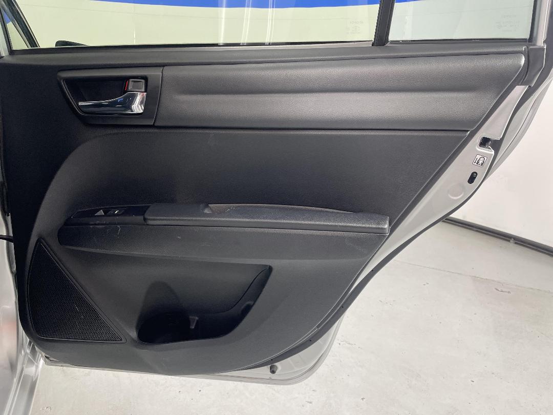 Photo '19' of Toyota Corolla