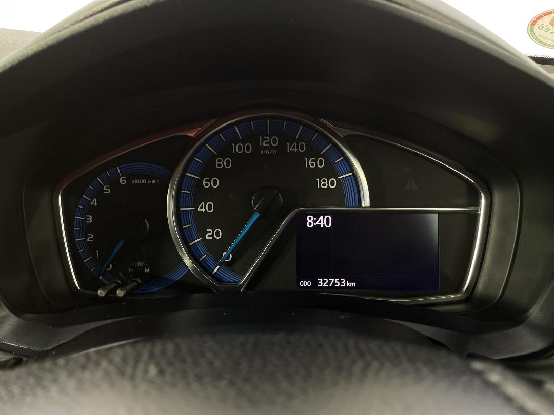 Photo '21' of Toyota Corolla