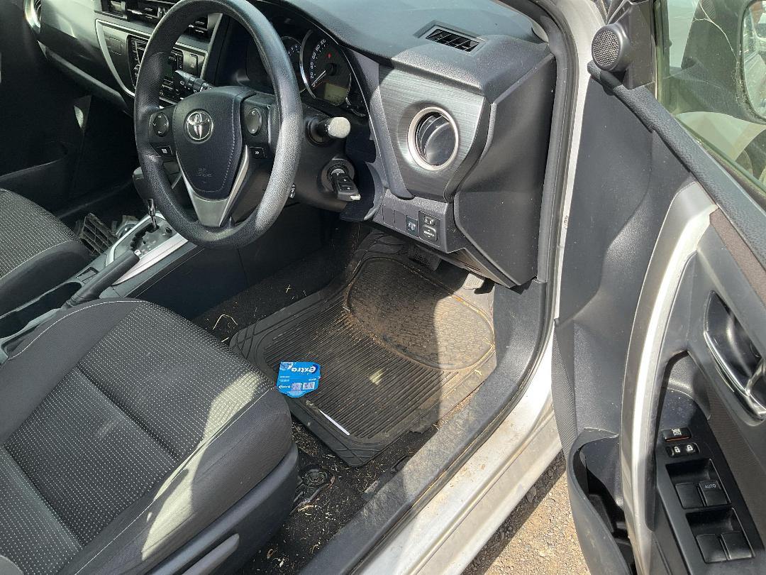 Photo '12' of Toyota Corolla GX Photo '12' of Toyota Corolla GX