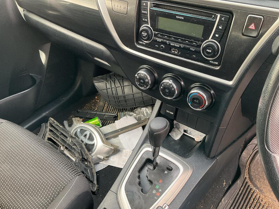 Photo '13' of Toyota Corolla GX Photo '13' of Toyota Corolla GX