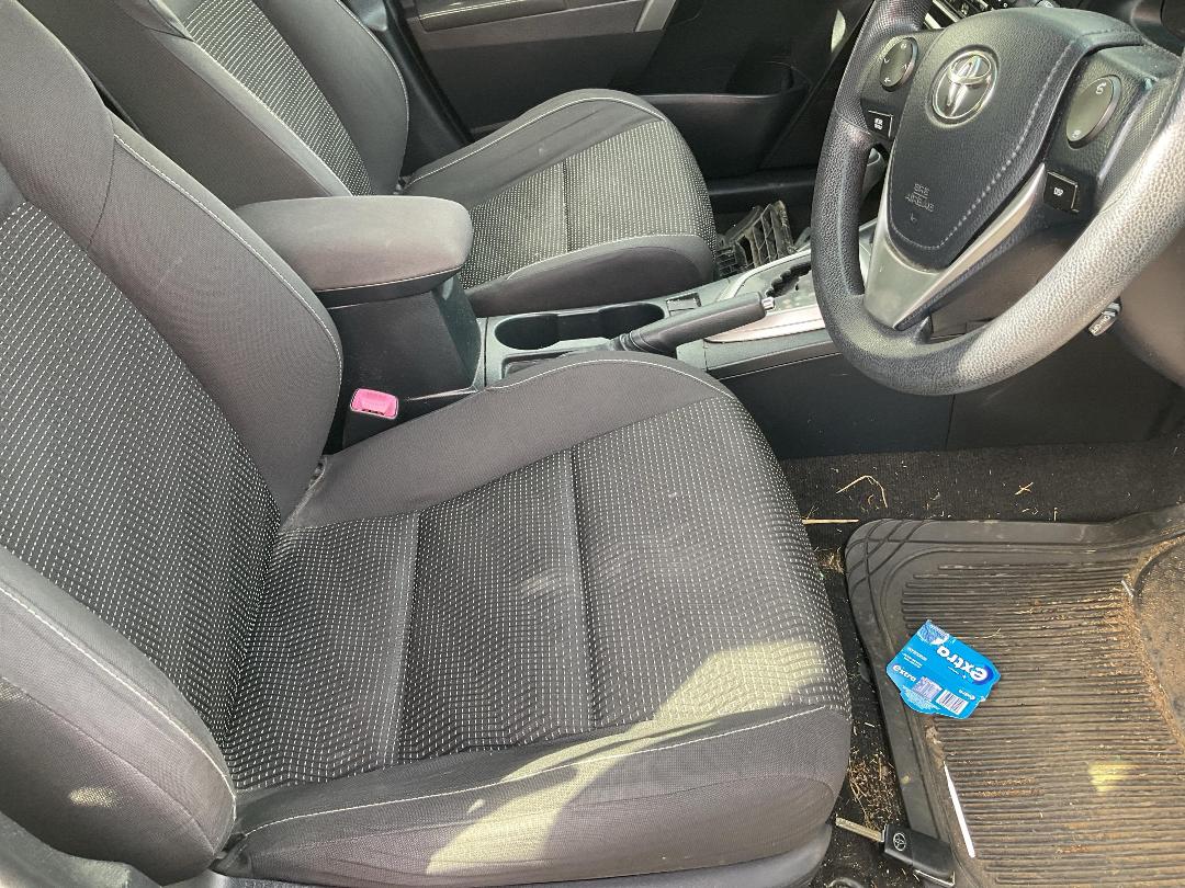 Photo '14' of Toyota Corolla GX Photo '14' of Toyota Corolla GX