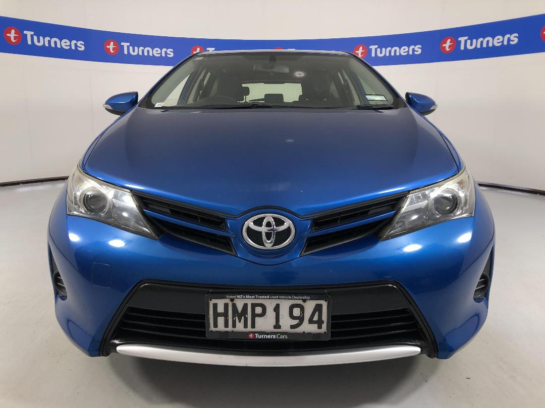 Photo '2' of Toyota Corolla Photo '2' of Toyota Corolla