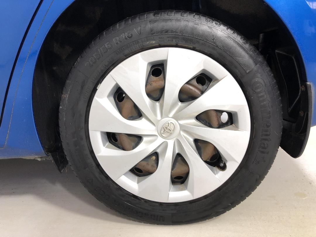 Photo '11' of Toyota Corolla Photo '11' of Toyota Corolla