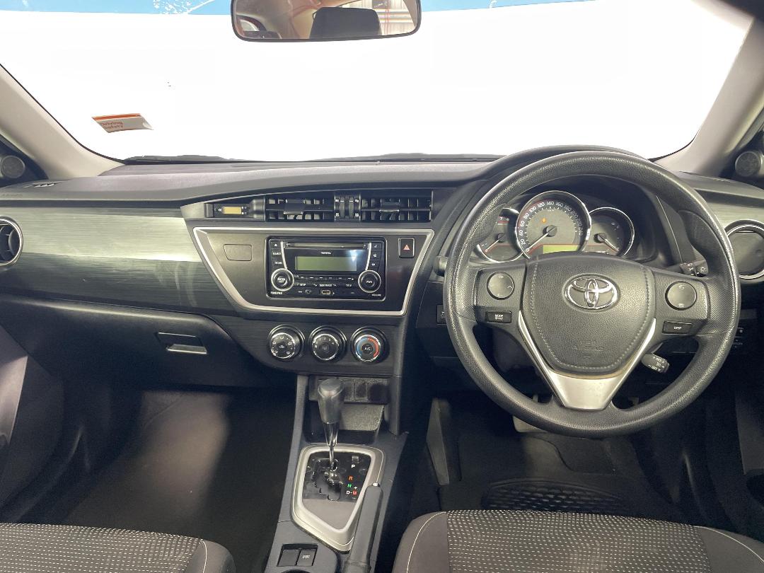 Photo '17' of Toyota Corolla