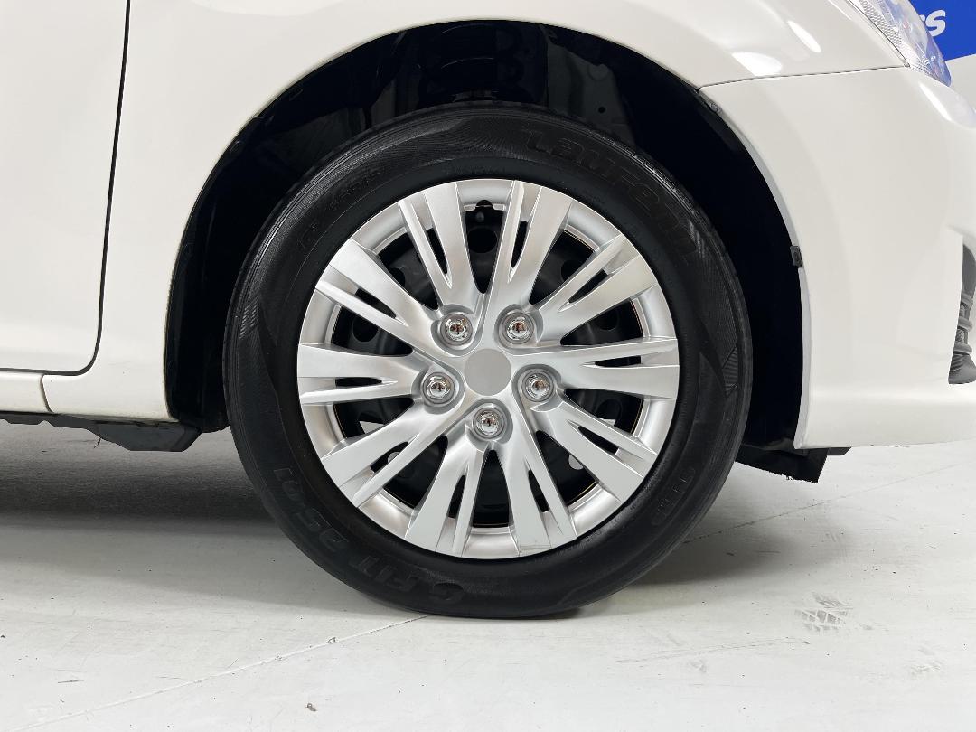 Photo '9' of Toyota Corolla