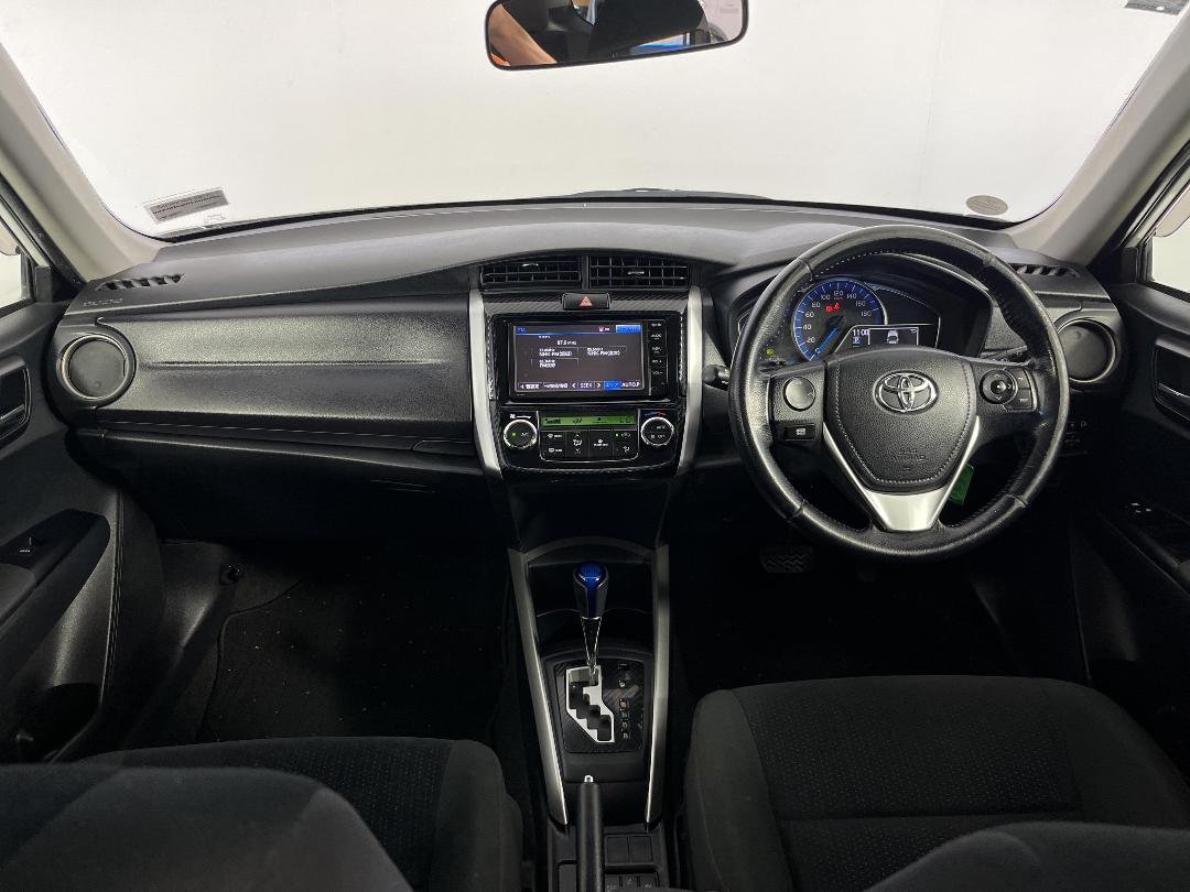 Photo '17' of Toyota Corolla