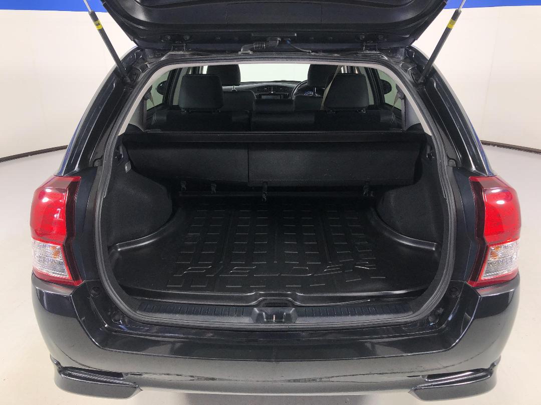 Photo '14' of Toyota Corolla