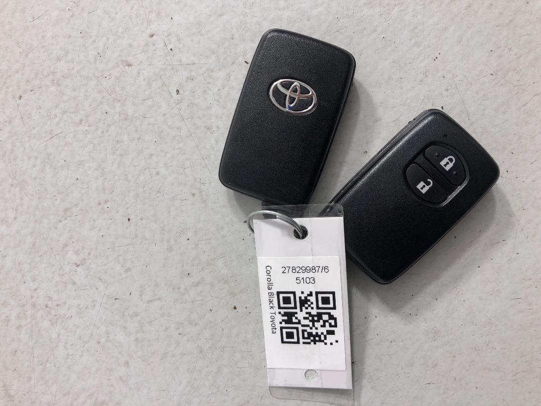 Photo '22' of Toyota Corolla