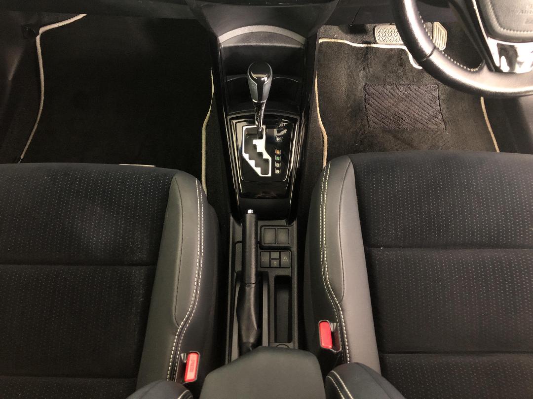 Photo '18' of Toyota Corolla